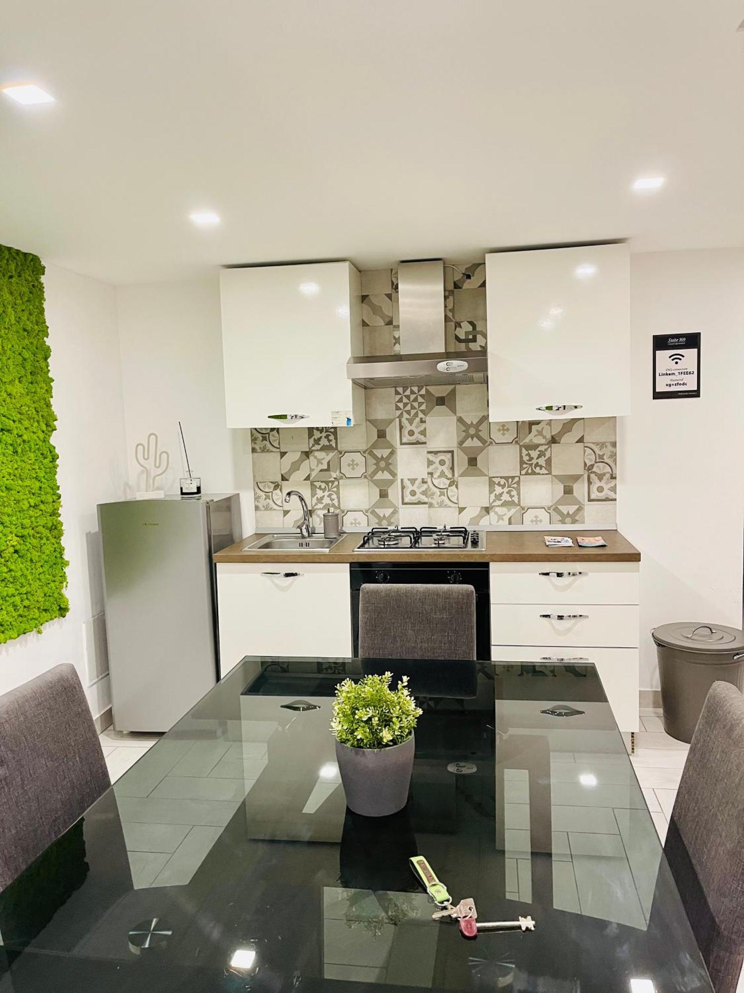 Suite169 Apartment Bari